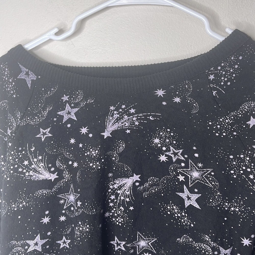 CHASER Star Print Sweatshirt - Picture 3 of 6